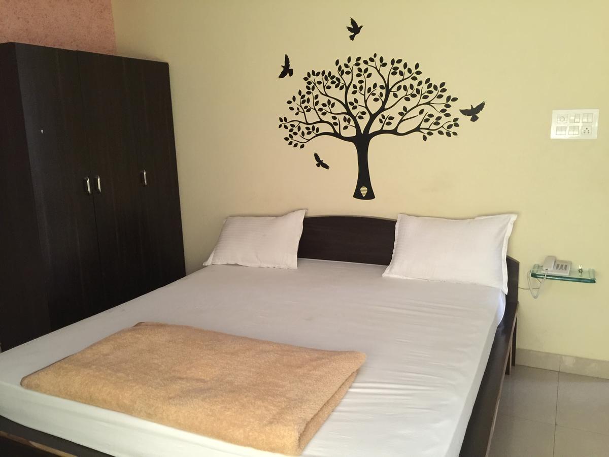 Maruthi Residency Inn & Restaurant Hajdarábád Exteriér fotografie